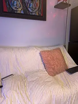 GabyMejiaa online show from November 18, 7:51 pm