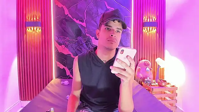 Lucky boys  X online show from September 29, 11:48 am