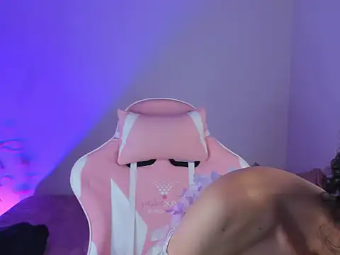 maddy parker   online show from January 10, 10:03 pm