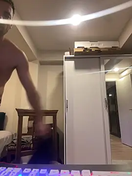 Snapshot of Sovaisback chatting on December 22, 2:30 am Sovaisback online show from December 22, 2:30 am