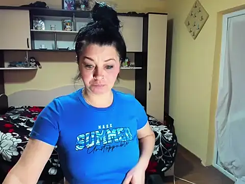 Soffy Skye online show from March 4, 6:19 am