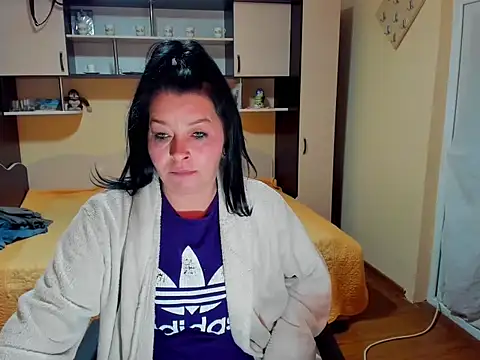 Soffy Skye online show from April 27, 4:54 am