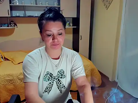 Soffy Skye online show from April 30, 5:03 am
