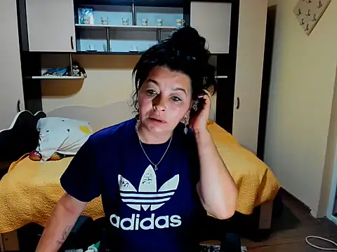 Soffy Skye online show from June 15, 5:09 am