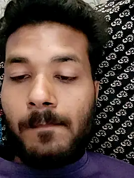 Snapshot of devil_khilesh chatting on September 21, 8:05 am devil khilesh online show from September 21, 8:05 am