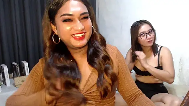 Elysia Fox online show from February 7, 5:55 am