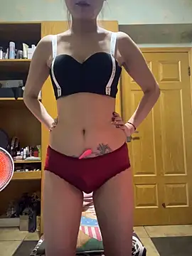 xiuchun100 online show from March 17, 8:01 pm