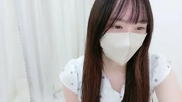 Snapshot of _Mia_land_ chatting on October 3, 1:41 pm Mia land online show from October 3, 1:41 pm