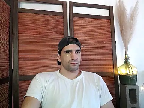 ObeyLust online show from September 14, 4:28 pm