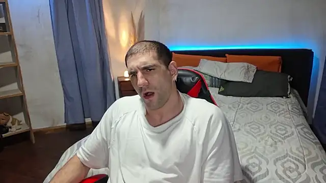 ObeyLust online show from November 30, 1:20 am