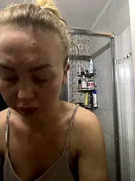 MartaLuna  online show from November 6, 7:26 pm