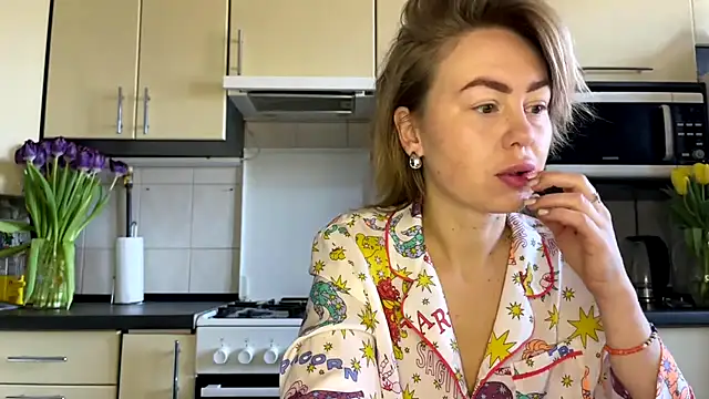 MartaLuna  online show from March 10, 8:41 am