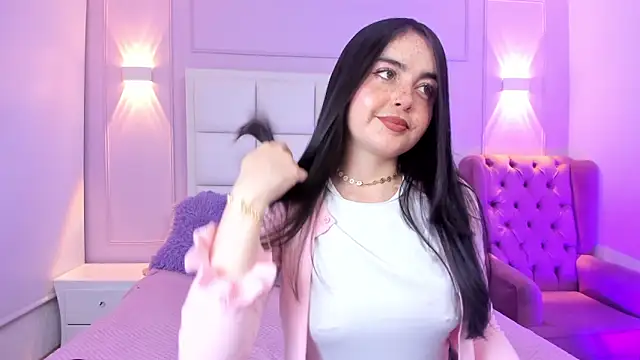 Ashleypetit online show from May 24, 1:16 pm