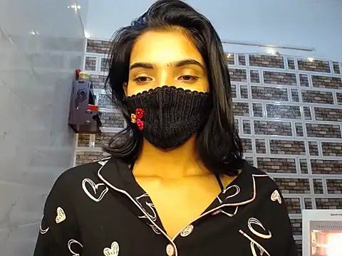 Snapshot of Sweetangle24 chatting on November 27, 5:37 pm Sweetangle24 online show from November 27, 5:37 pm