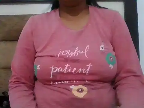 Snapshot of Bhabhi_osm chatting on November 20, 8:14 am Bhabhi osm online show from November 20, 8:14 am