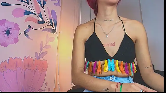 emma hearths online show from October 17, 7:16 pm