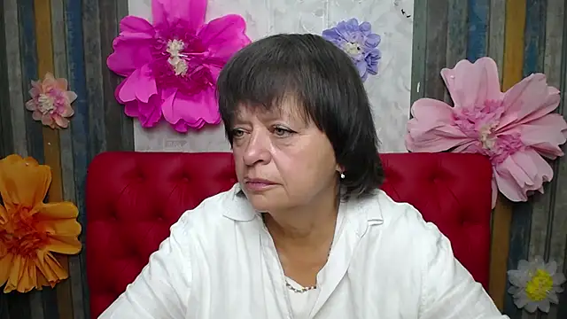 Snapshot of MaltaFora chatting on October 3, 11:07 am MaltaFora online show from October 3, 11:07 am