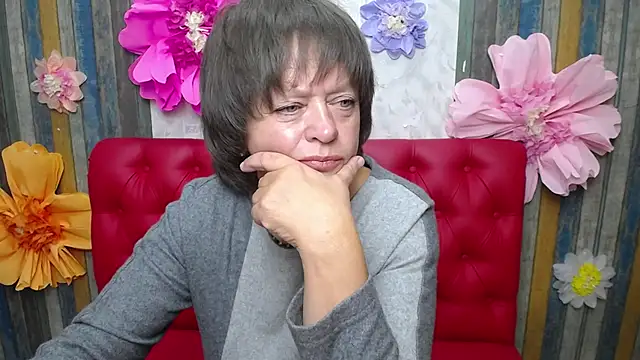 Snapshot of MaltaFora chatting on October 10, 10:58 am MaltaFora online show from October 10, 10:58 am
