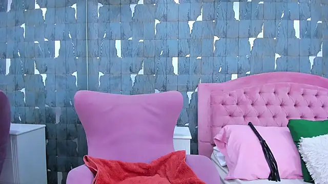 Snapshot of EvelynBun chatting on November 26, 2:29 pm EvelynBun online show from November 26, 2:29 pm