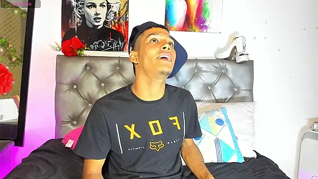 xxKamadevaxx online show from January 7, 12:57 am