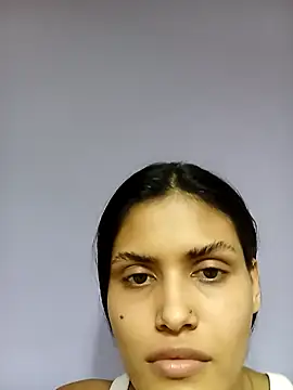 Snapshot of Isa_Rouse__ chatting on November 18, 3:23 am Isa Rouse online show from November 18, 3:23 am