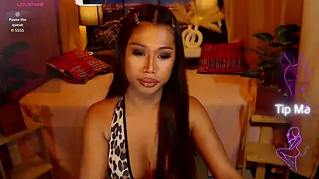XGoddessOfSatisfactionxX online show from July 5, 11:12 pm