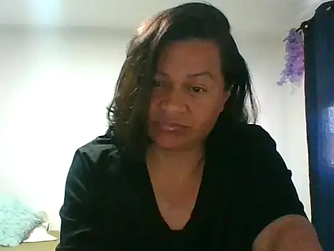 adri89-g online show from September 14, 10:09 pm