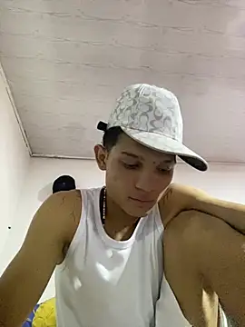 Snapshot of EL_VENEZOLANO_22CM chatting on March 5, 5:47 am EL VENEZOLANO 22CM online show from March 5, 5:47 am