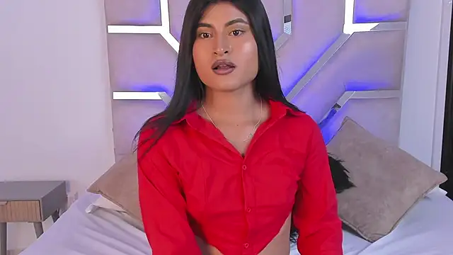 Snapshot of Michelle_Narvaez chatting on July 1, 7:46 pm Michelle Narvaez online show from July 1, 7:46 pm