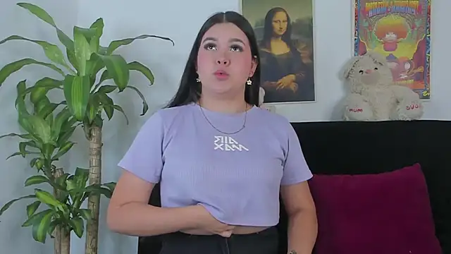 Snapshot of lily_rose26 chatting on September 23, 11:30 pm lily rose26 online show from September 23, 11:30 pm