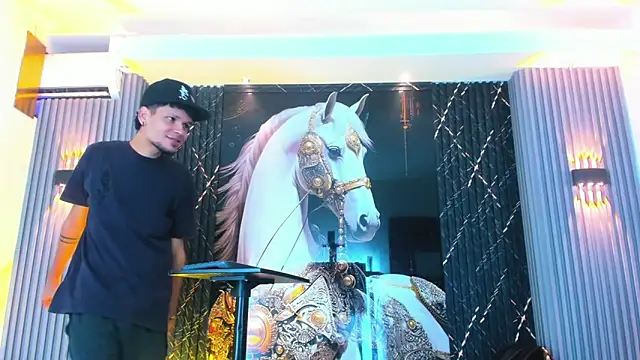 Iam Steven online show from October 6, 12:57 pm