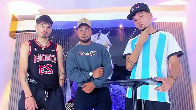 Iam Steven online show from October 11, 4:49 pm