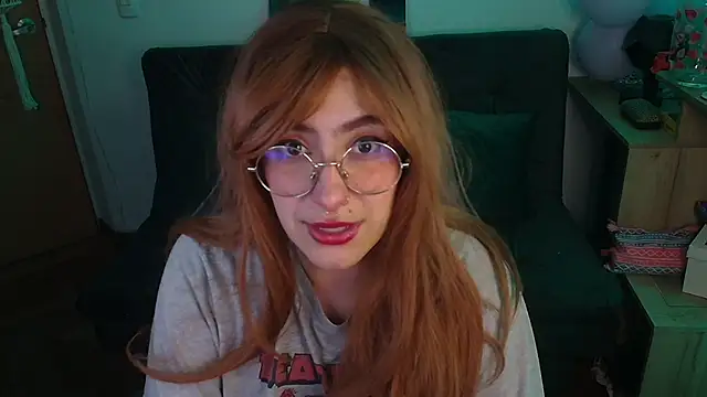 Snapshot of Miacatsito3 chatting on November 21, 1:37 am Miacatsito3 online show from November 21, 1:37 am