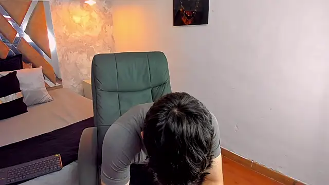 kraven lust online show from November 4, 3:05 am