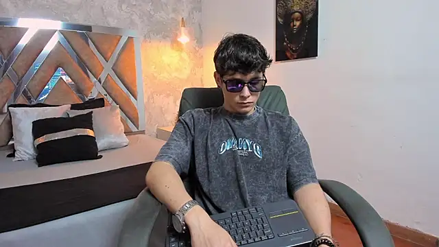 kraven lust online show from February 8, 3:21 am