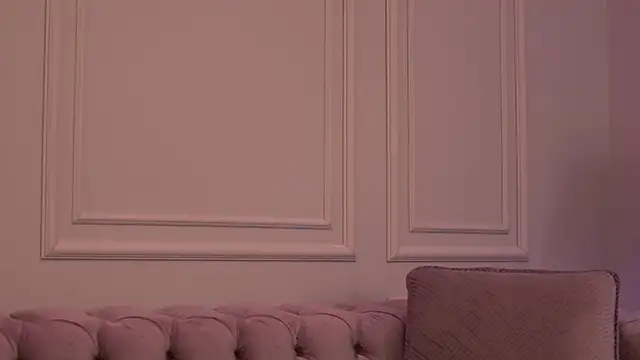 KatieHayes online show from November 16, 6:57 pm