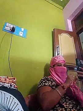 TAMI KAYAL online show from November 8, 7:08 am