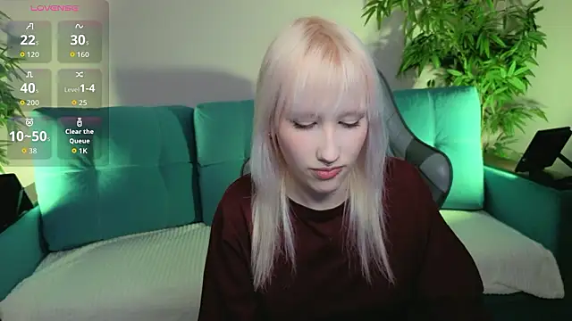 evlica online show from March 8, 3:05 pm