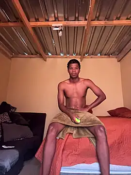 Snapshot of thatotheroneguy chatting on November 7, 10:15 am thatotheroneguy online show from November 7, 10:15 am