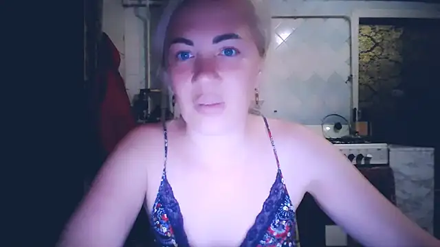 EmmaCat  online show from May 20, 6:03 pm