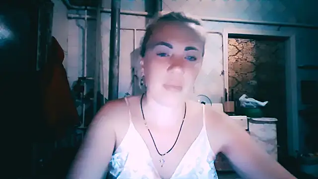 EmmaCat  online show from June 17, 7:26 pm