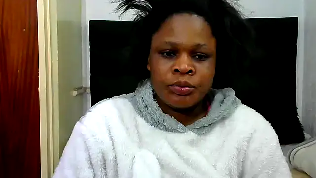 BlondieBitch online show from July 25, 5:38 am