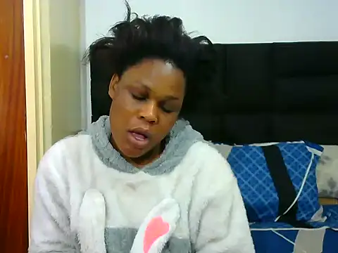BlondieBitch online show from July 28, 4:41 am