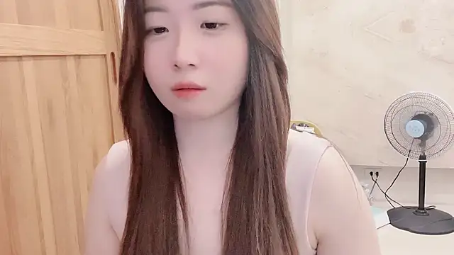 Snapshot of Faye_5757 chatting on October 1, 10:21 am Faye 5757 online show from October 1, 10:21 am