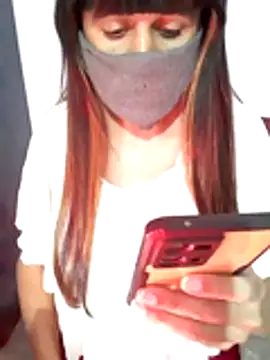 Cutie-Whiskey1 online show from January 14, 6:24 pm