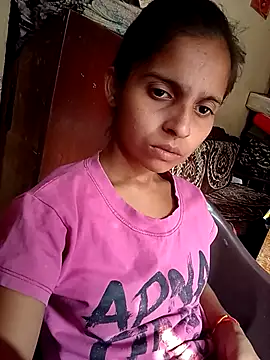 Snapshot of Saloni-Gupta chatting on October 21, 8:59 am Saloni-Gupta online show from October 21, 8:59 am