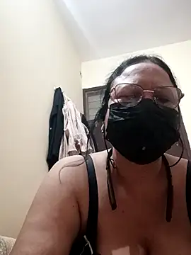thehotlady online show from August 5, 4:59 am