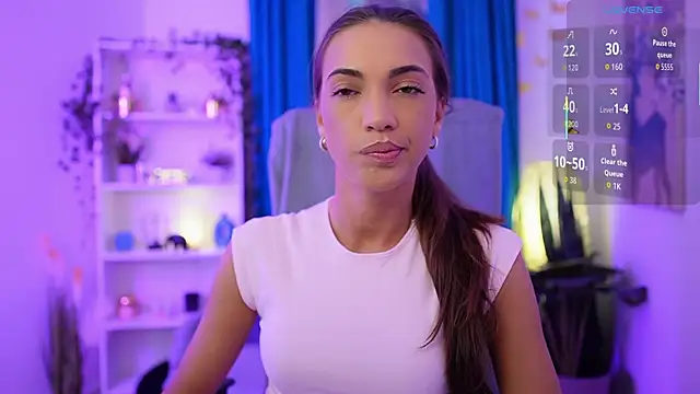 Snapshot of Alexis_Love_ chatting on November 15, 2:24 pm Alexis Love online show from November 15, 2:24 pm