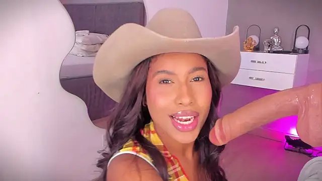 selena monroy online show from July 30, 6:23 am