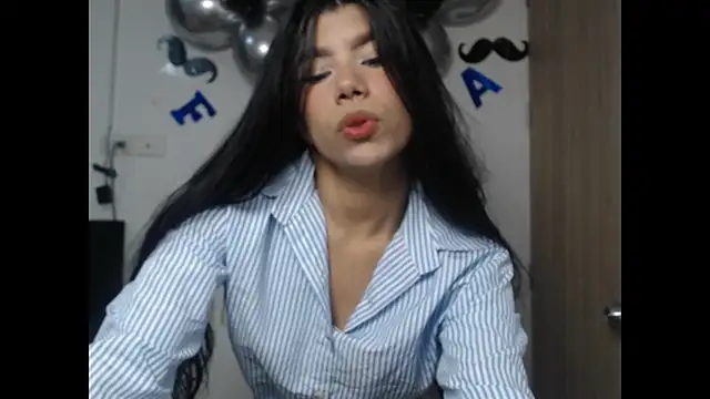MayaScott11 online show from June 21, 7:16 pm